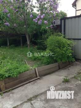 Дом 32м², 2-этажный, участок 6 сот.