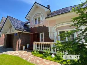 Дом 250м², 3-этажный, участок 6 сот.