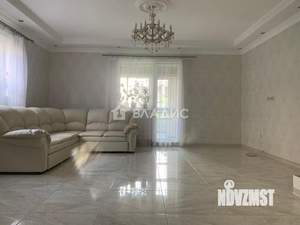 Дом 142м², 3-этажный, участок 2 сот.