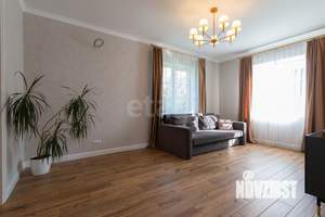 Дом 139м², 2-этажный, участок 9 сот.