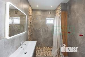 Дом 176м², 2-этажный, участок 7 сот.