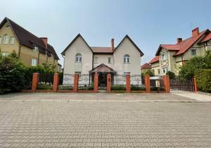 Дом 230м², 2-этажный, участок 6 сот.