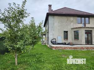 Дом 179м², 2-этажный, участок 8 сот.