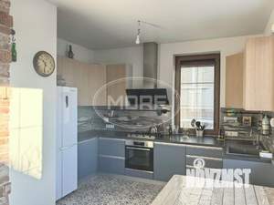 Дом 160м², 2-этажный, участок 4 сот.