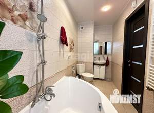 Дом 130м², 2-этажный, участок 6 сот.