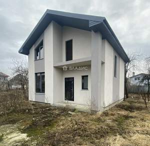 Дом 114м², 2-этажный, участок 4 сот.