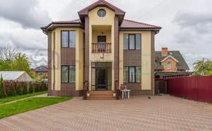 Дом 204м², 2-этажный, участок 6 сот.