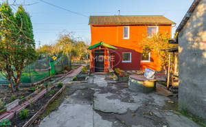 Дом 60м², 2-этажный, участок 6 сот.