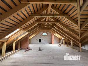 Дом 1000м², 2-этажный, участок 7 сот.