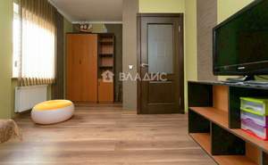 Дом 350м², 3-этажный, участок 9 сот.