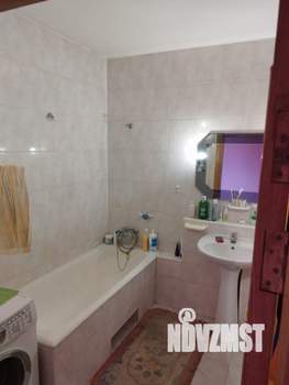 Дом 263м², 3-этажный, участок 6 сот.