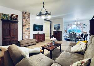 Дом 203м², 2-этажный, участок 7 сот.