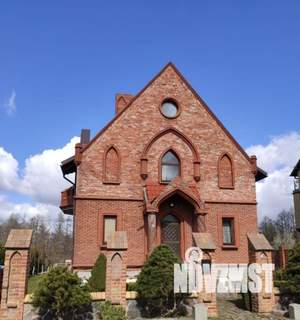 Дом 262м², 3-этажный, участок 12 сот.