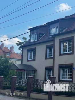 Дом 324м², 3-этажный, участок 10 сот.