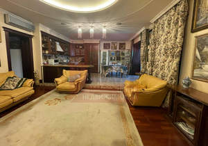 Дом 176м², 2-этажный, участок 1 сот.