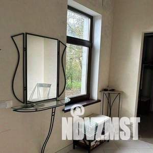 Дом 136м², 2-этажный, участок 10 сот.