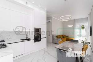 Дом 255м², 3-этажный, участок 7 сот.