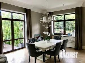 Дом 400м², 3-этажный, участок 4 сот.