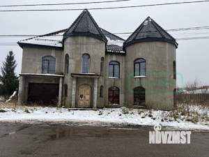 Дом 405м², 3-этажный, участок 7 сот.