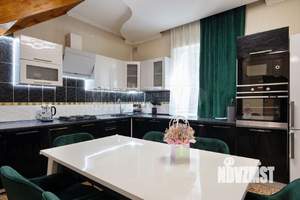 Дом 141м², 2-этажный, участок 4 сот.