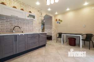 Дом 171м², 3-этажный, участок 4 сот.