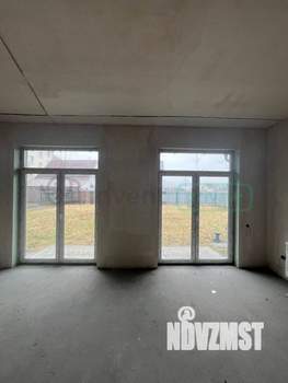 Таунхаус 228м², 3-этажный, участок 4 сот.