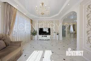 Дом 175м², 3-этажный, участок 8 сот.