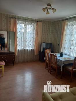 Дом 95м², 2-этажный, участок 9 сот.