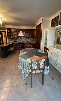 Дом 176м², 2-этажный, участок 1 сот.