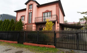 Дом 300м², 2-этажный, участок 6 сот.