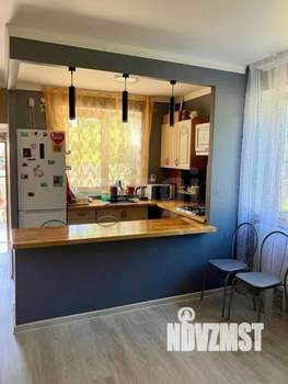 Дом 104м², 2-этажный, участок 6 сот.