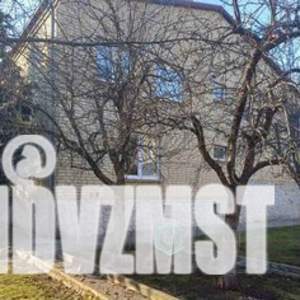 Дом 347м², 3-этажный, участок 10 сот.