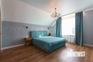 Дом 139м², 2-этажный, участок 9 сот.