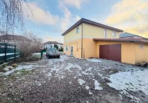 Дом 203м², 2-этажный, участок 7 сот.