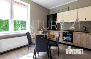 Дом 960м², 5-этажный, участок 10 сот.