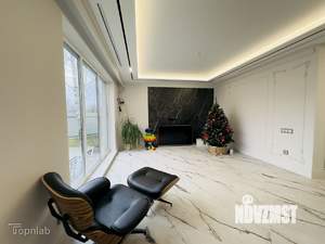 Дом 320м², 3-этажный, участок 6 сот.