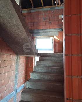 Дом 201м², 2-этажный, участок 5 сот.