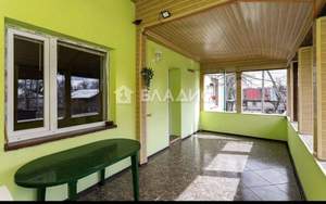 Дом 245м², 3-этажный, участок 6 сот.