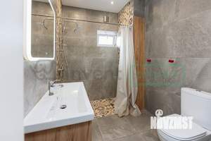 Дом 176м², 2-этажный, участок 7 сот.