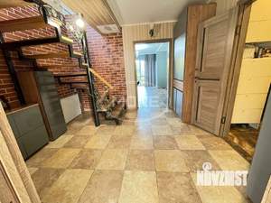 Дом 229м², 3-этажный, участок 6 сот.