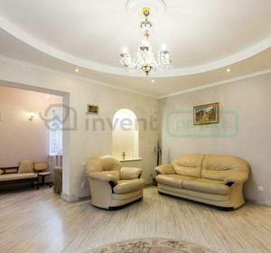 Дом 262м², 3-этажный, участок 8 сот.