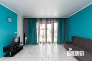 Дом 489м², 2-этажный, участок 6 сот.