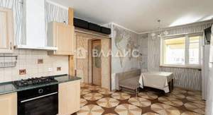 Дом 245м², 3-этажный, участок 6 сот.