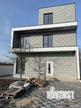 Дом 255м², 3-этажный, участок 5 сот.