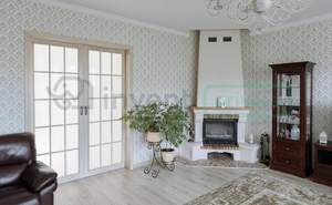 Дом 216м², 3-этажный, участок 4 сот.