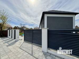 Таунхаус 153м², 2-этажный, участок 2 сот.