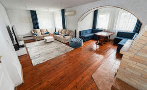 Дом 242м², 2-этажный, участок 13 сот.