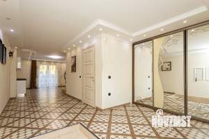 Таунхаус 137м², 3-этажный, участок 2 сот.