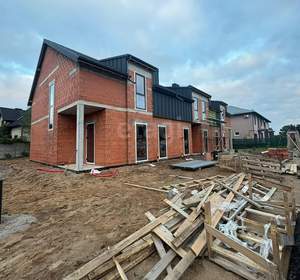 Дом 132м², 2-этажный, участок 4 сот.