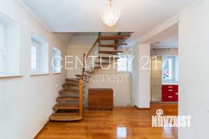 Дом 316м², 2-этажный, участок 11 сот.